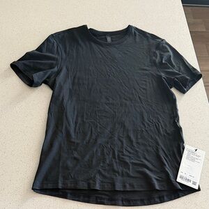 lululemon athletica Black Short Sleeve Tee